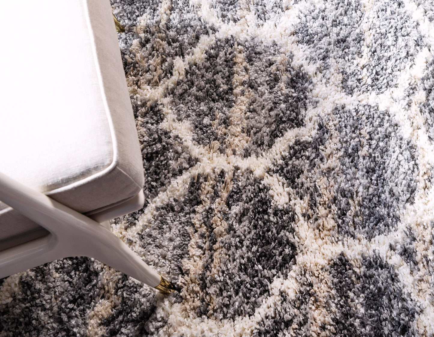 Area Rug – Modern, Pattern Shaggy Area