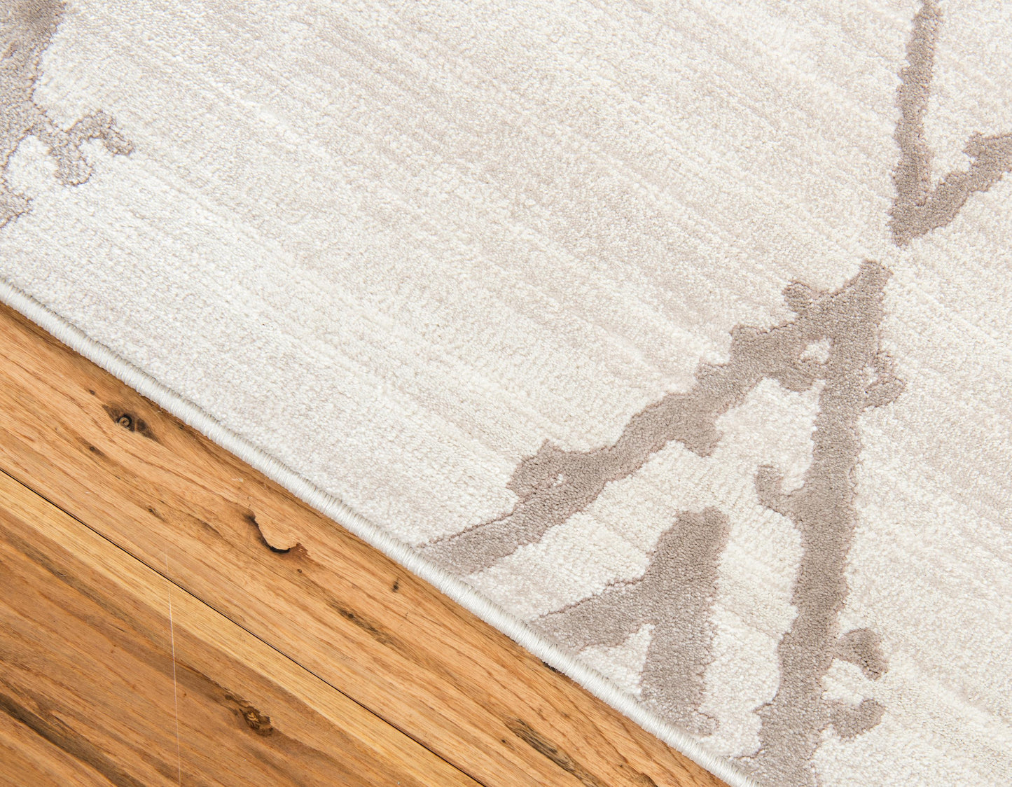 Area Rug – Faded Diamond Pattern Area