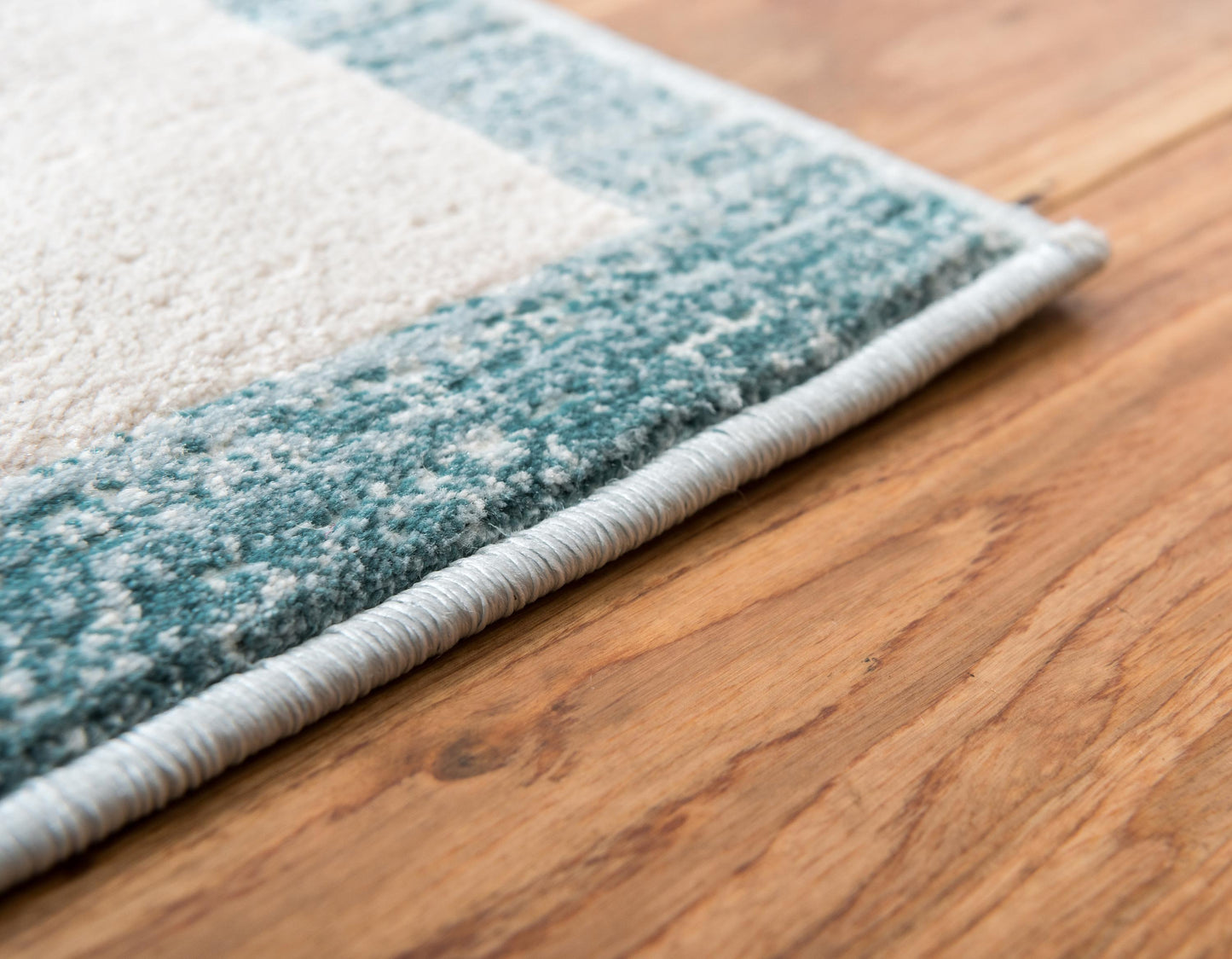 Area Rug – Modern, Border