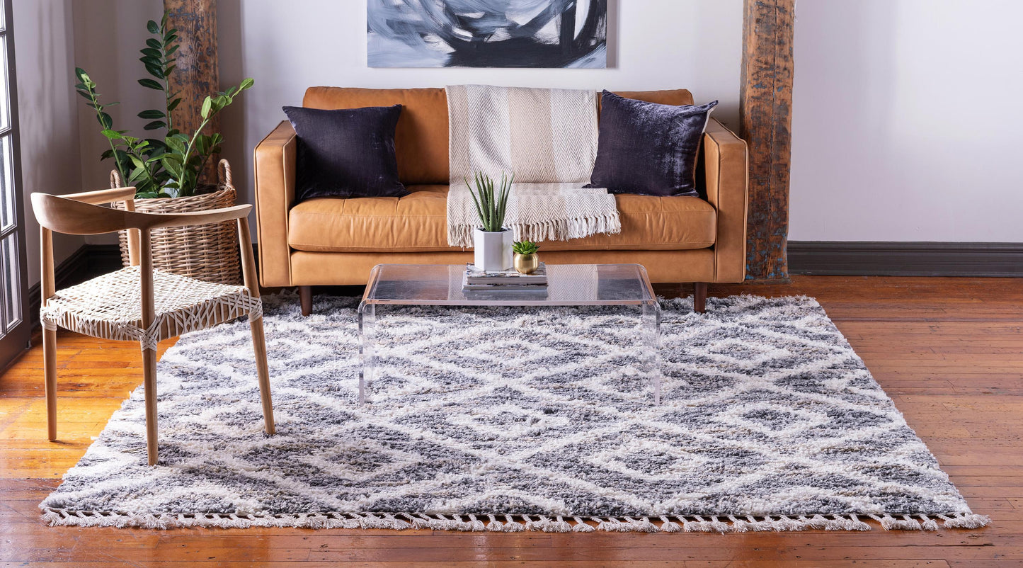 Area Rug – Diamond Pattern Shaggy