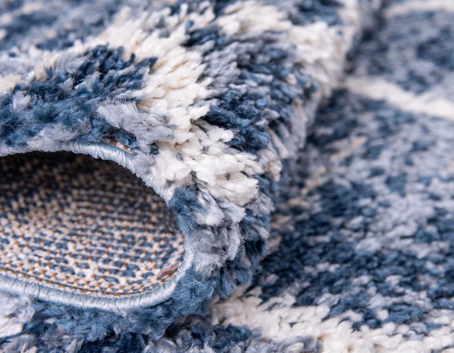 Area Rug – Modern, Pattern Shaggy Area