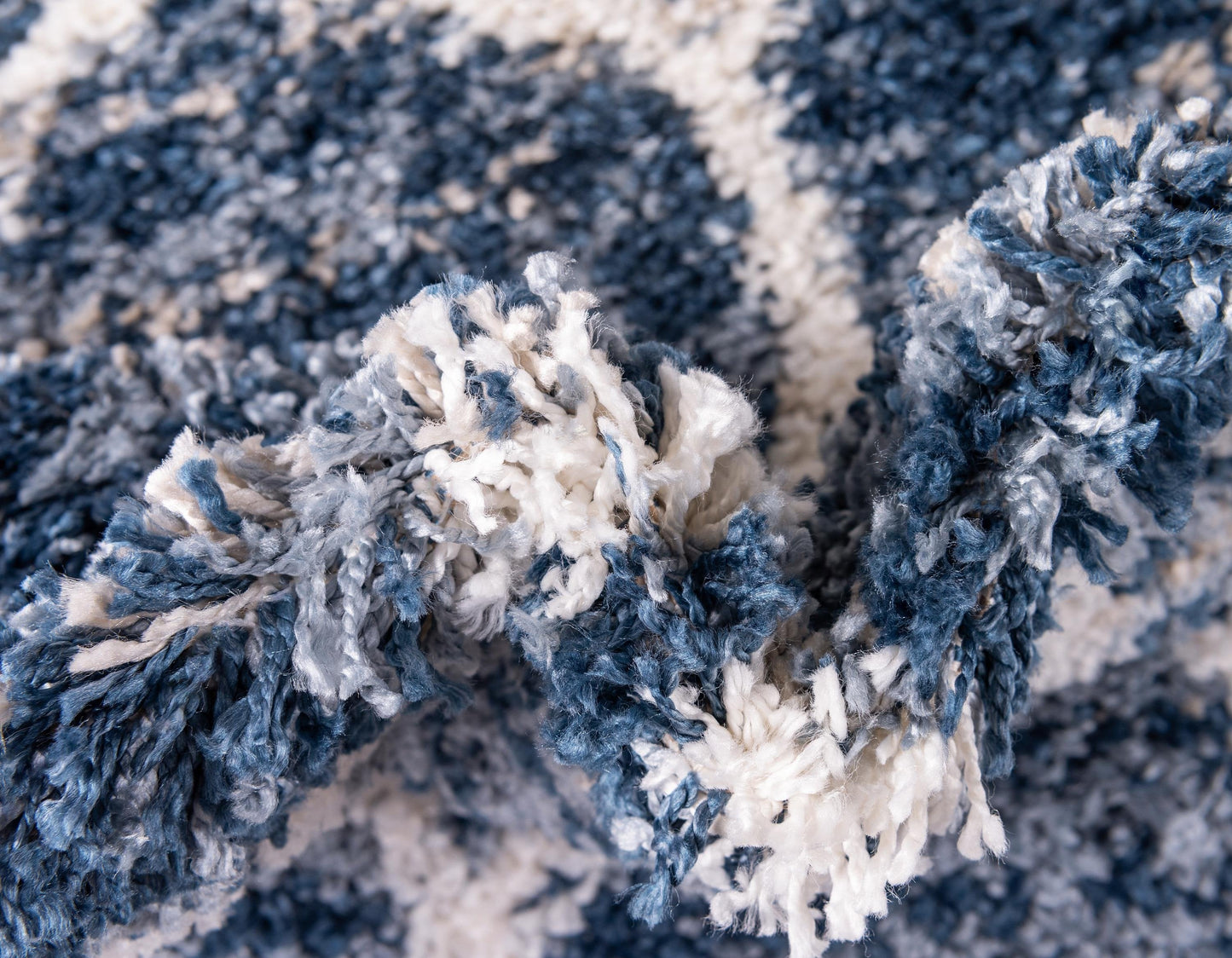 Area Rug – Modern, Pattern Shaggy Area