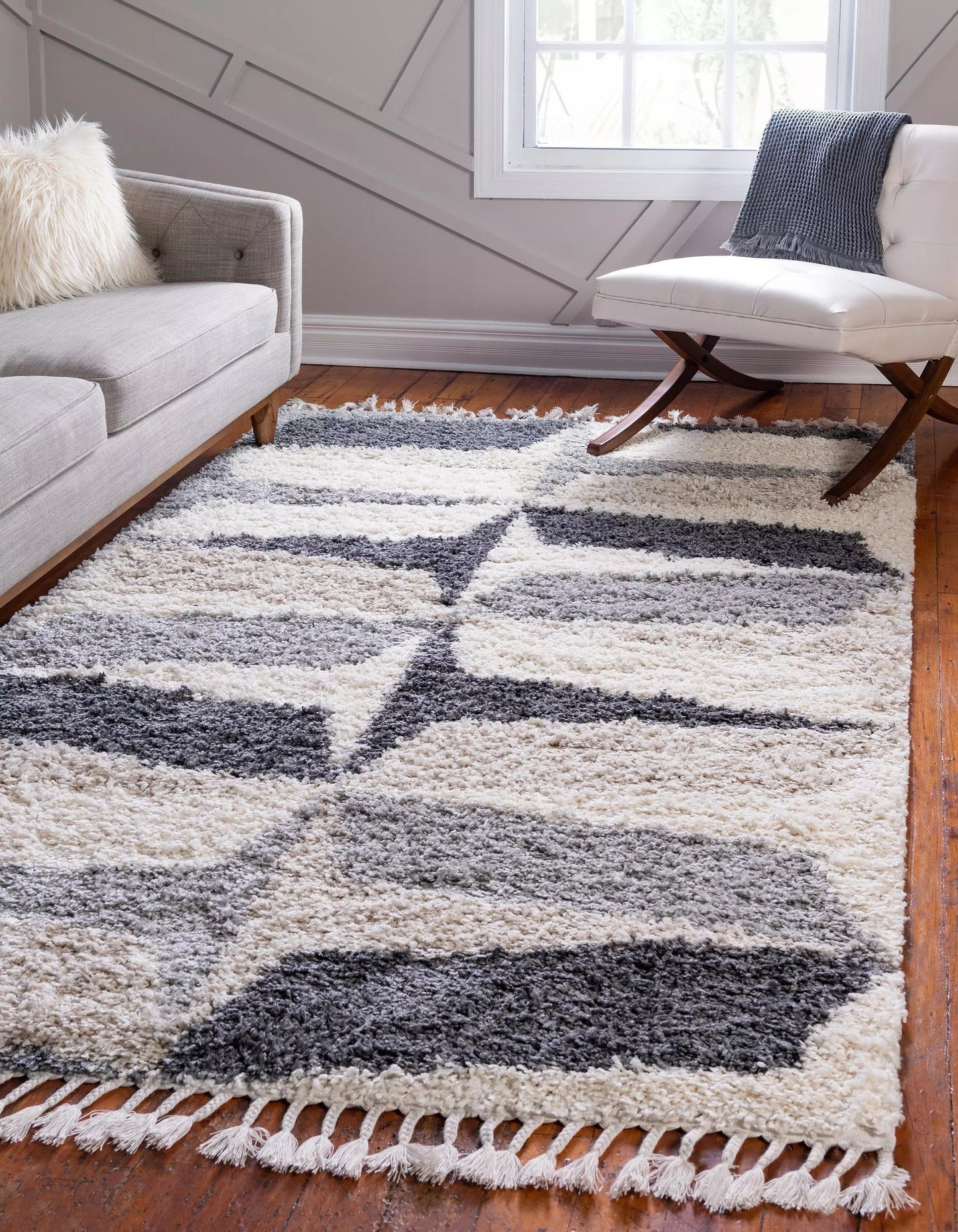 Area Rug – Modern, Shaggy Area