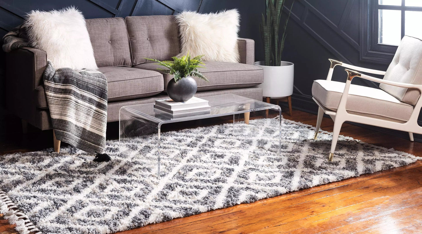 Area Rug – Diamond Pattern Shaggy