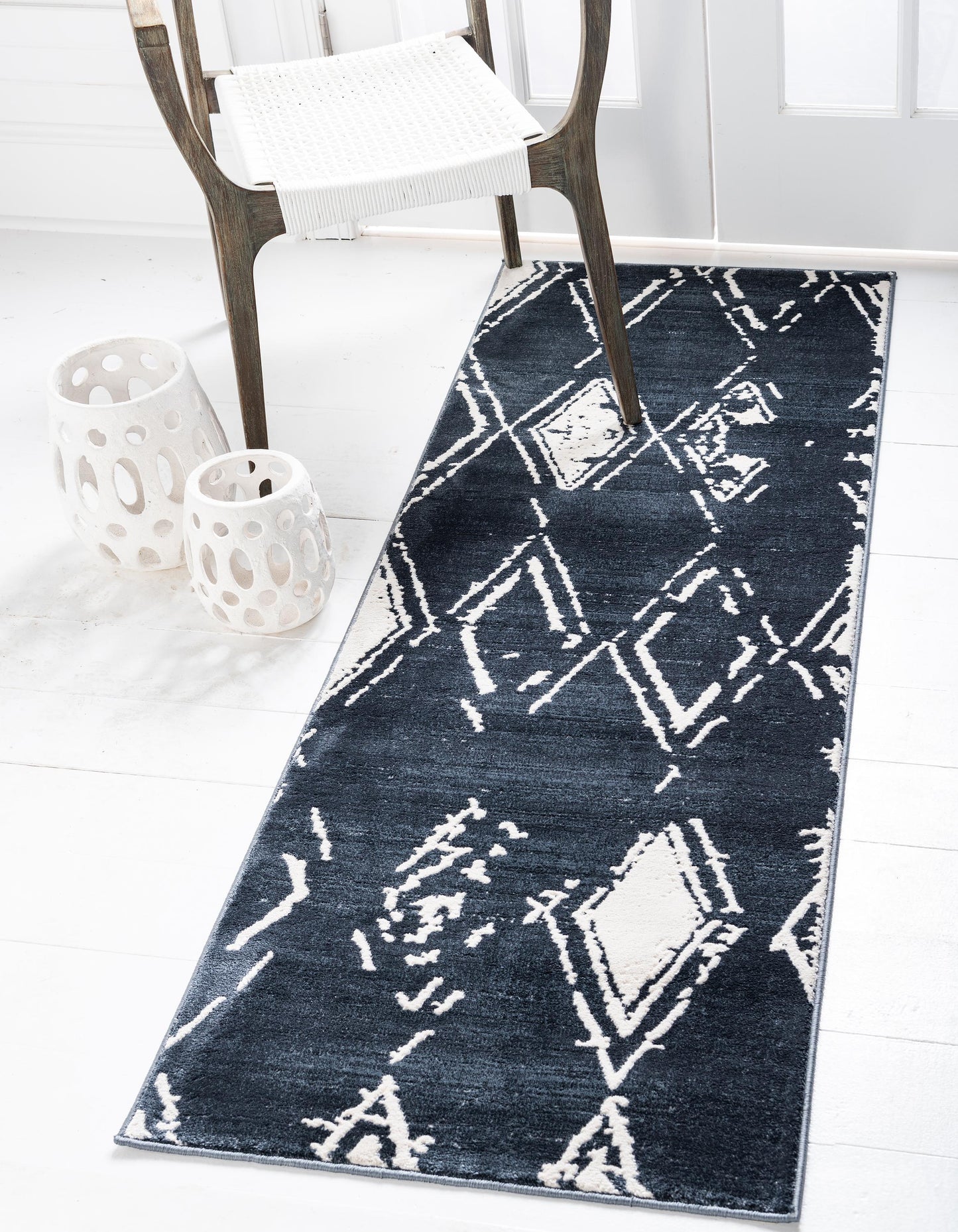 Area Rug – Faded Diamond Pattern Area