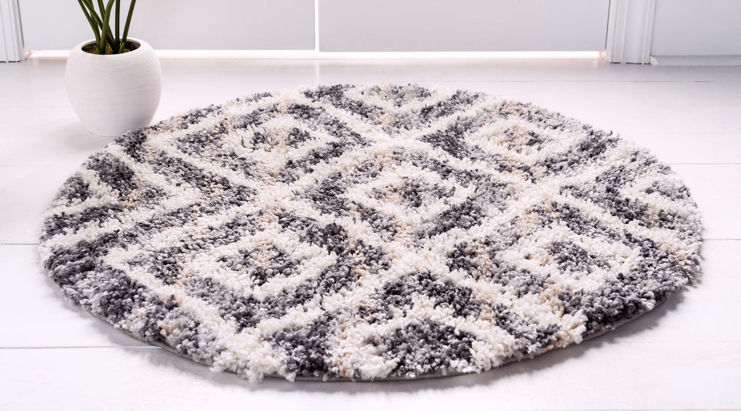 Area Rug – Diamond Pattern Shaggy