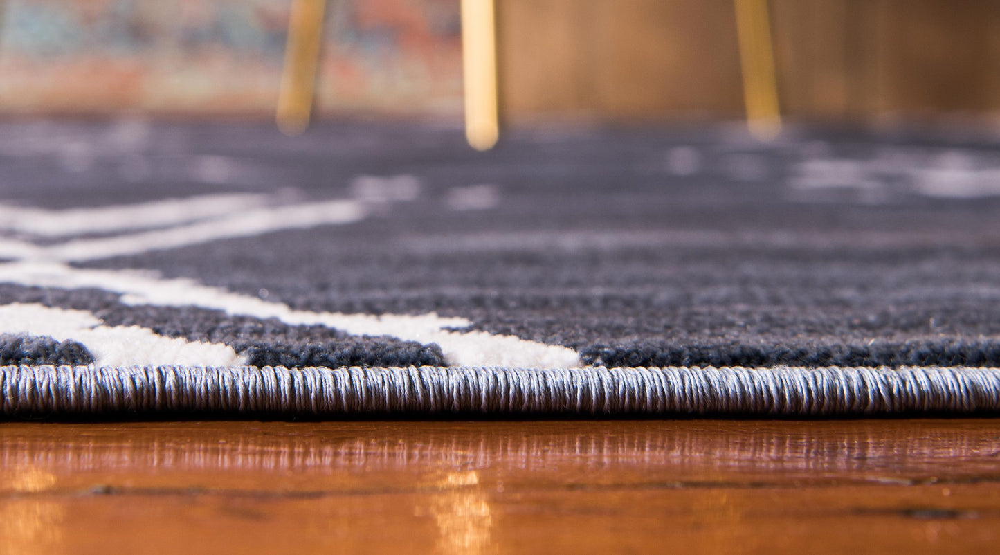 Area Rug – Faded Diamond Pattern Area
