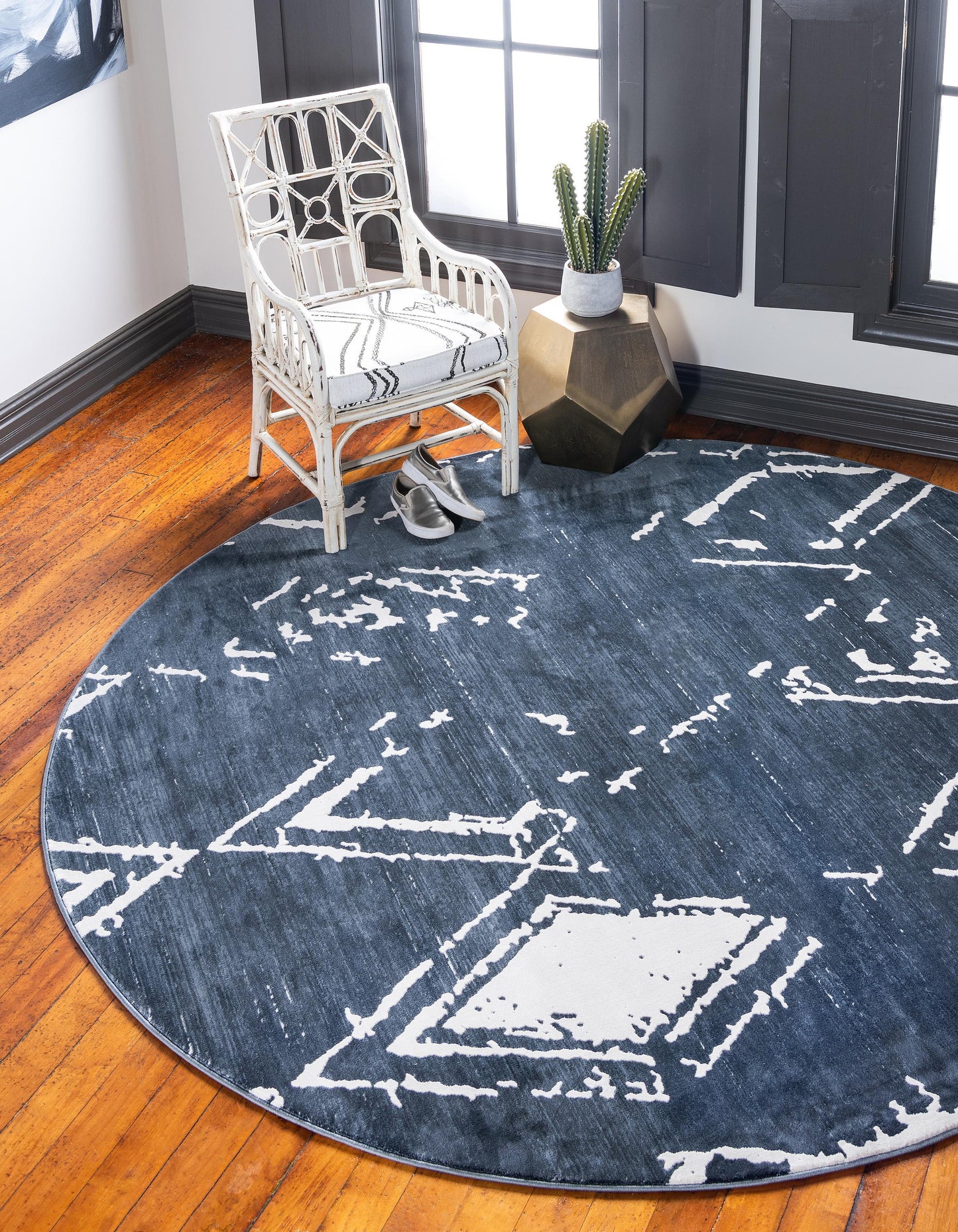 Area Rug – Faded Diamond Pattern Area