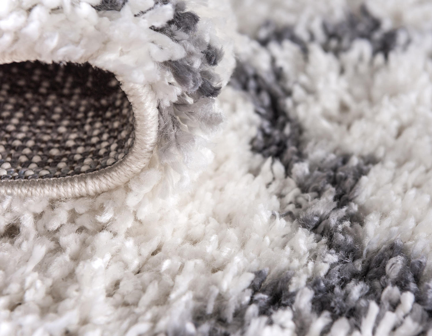 Area Rug – Modern, Pattern Shaggy Area