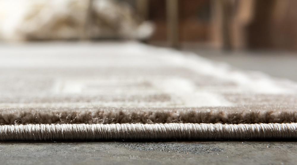 Area Rug – Modern, European Border
