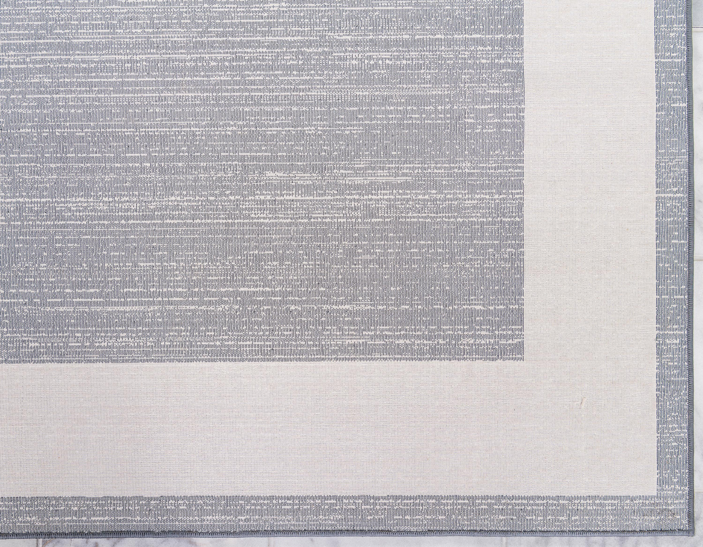 Area Rug – Modern, Border