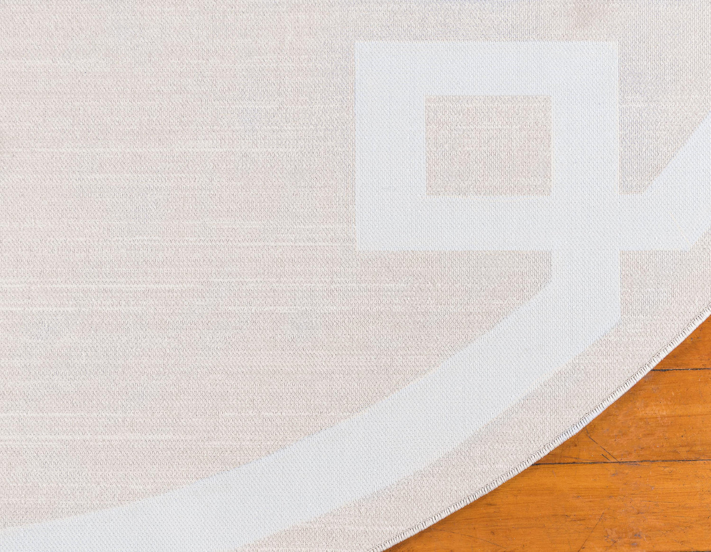 Area Rug – Modern, European Border
