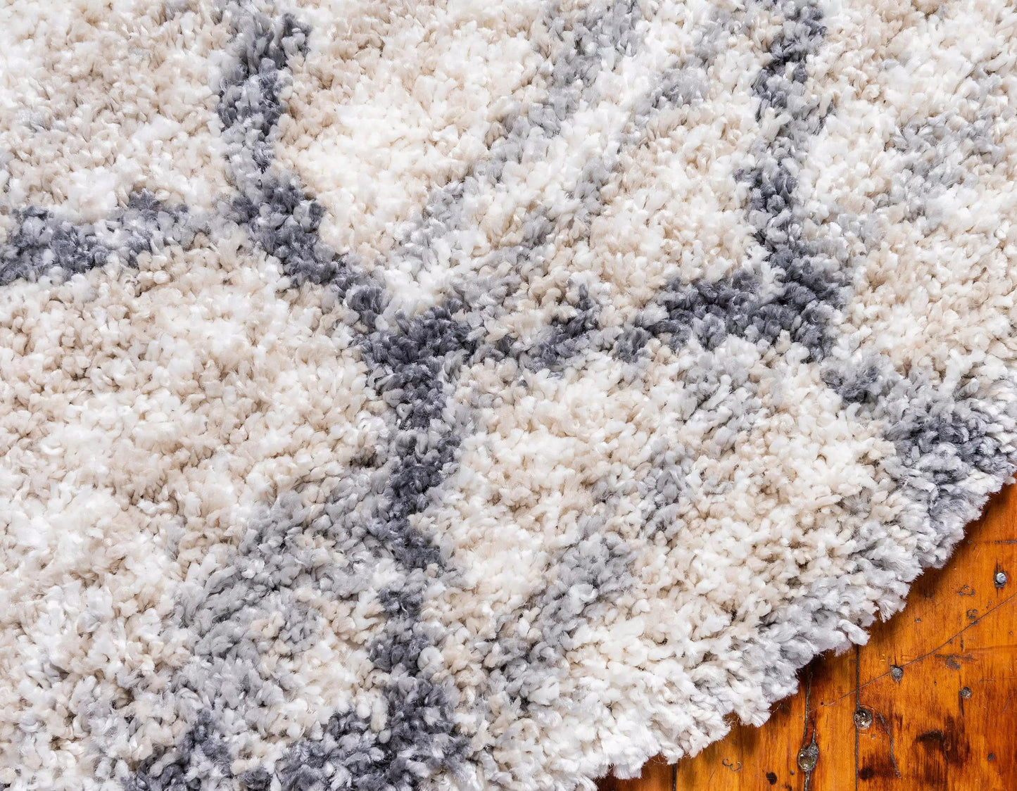 Area Rug – Modern, Pattern Shaggy Area