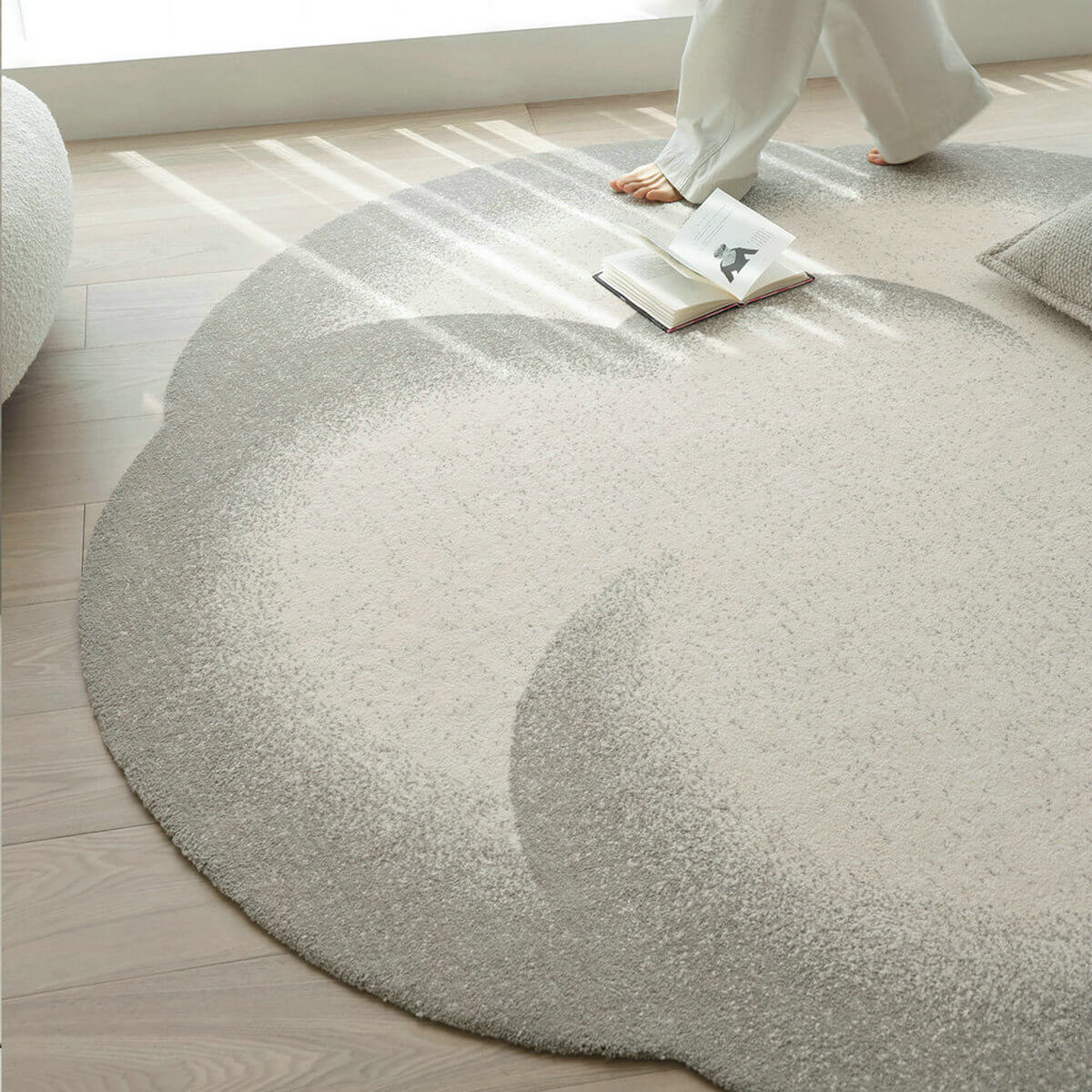 Area Rug - Bohemian, Cloud Shaped – Soft Aesthetic Gradient