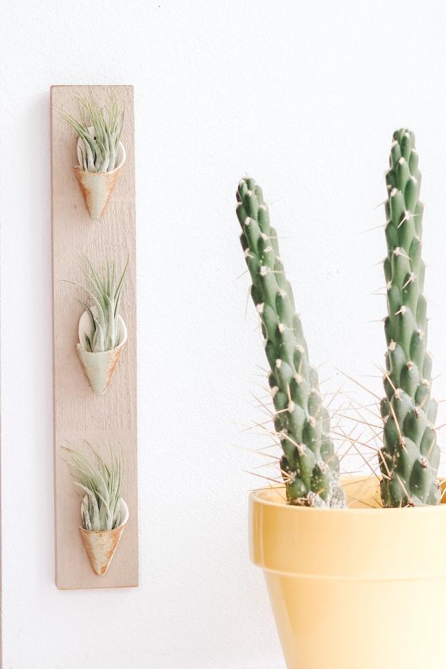 Indoor Planter - Triple Ceramic Wall
