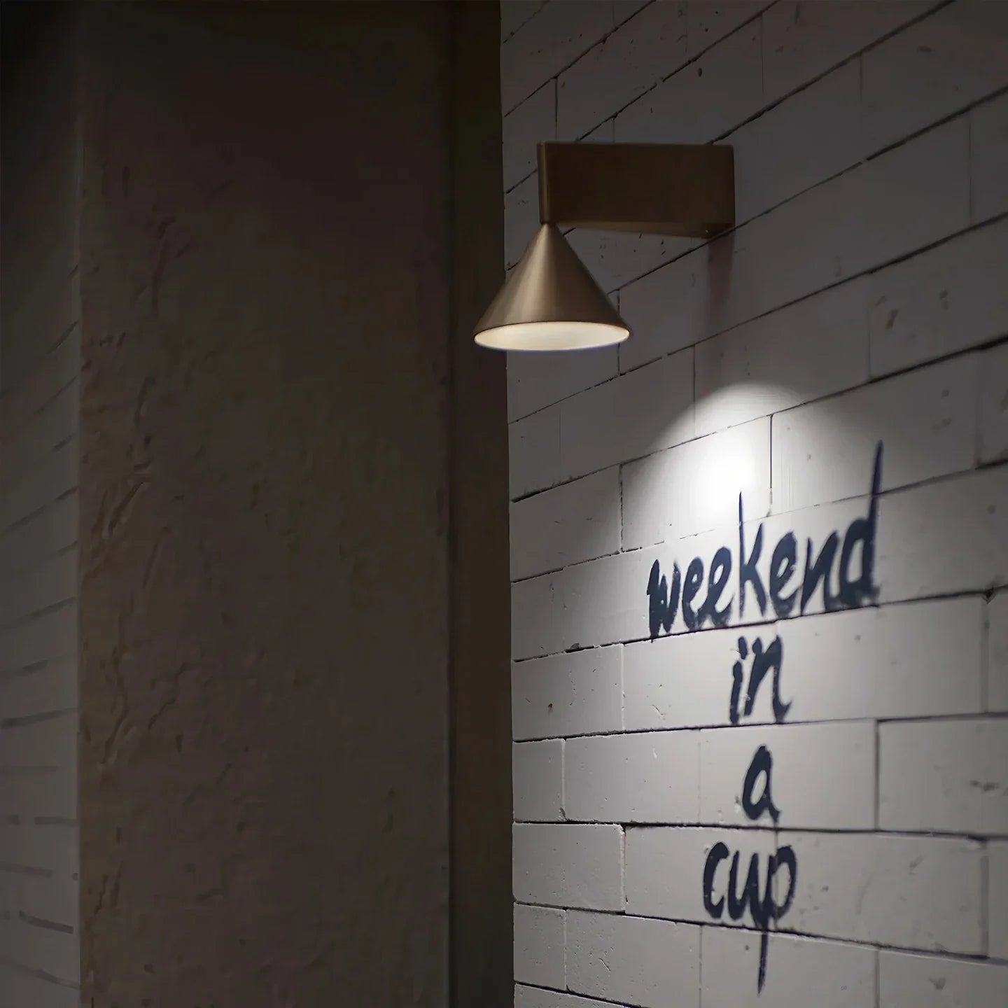 Outdoor Wall Light Modern Waterproof LED Patio Light