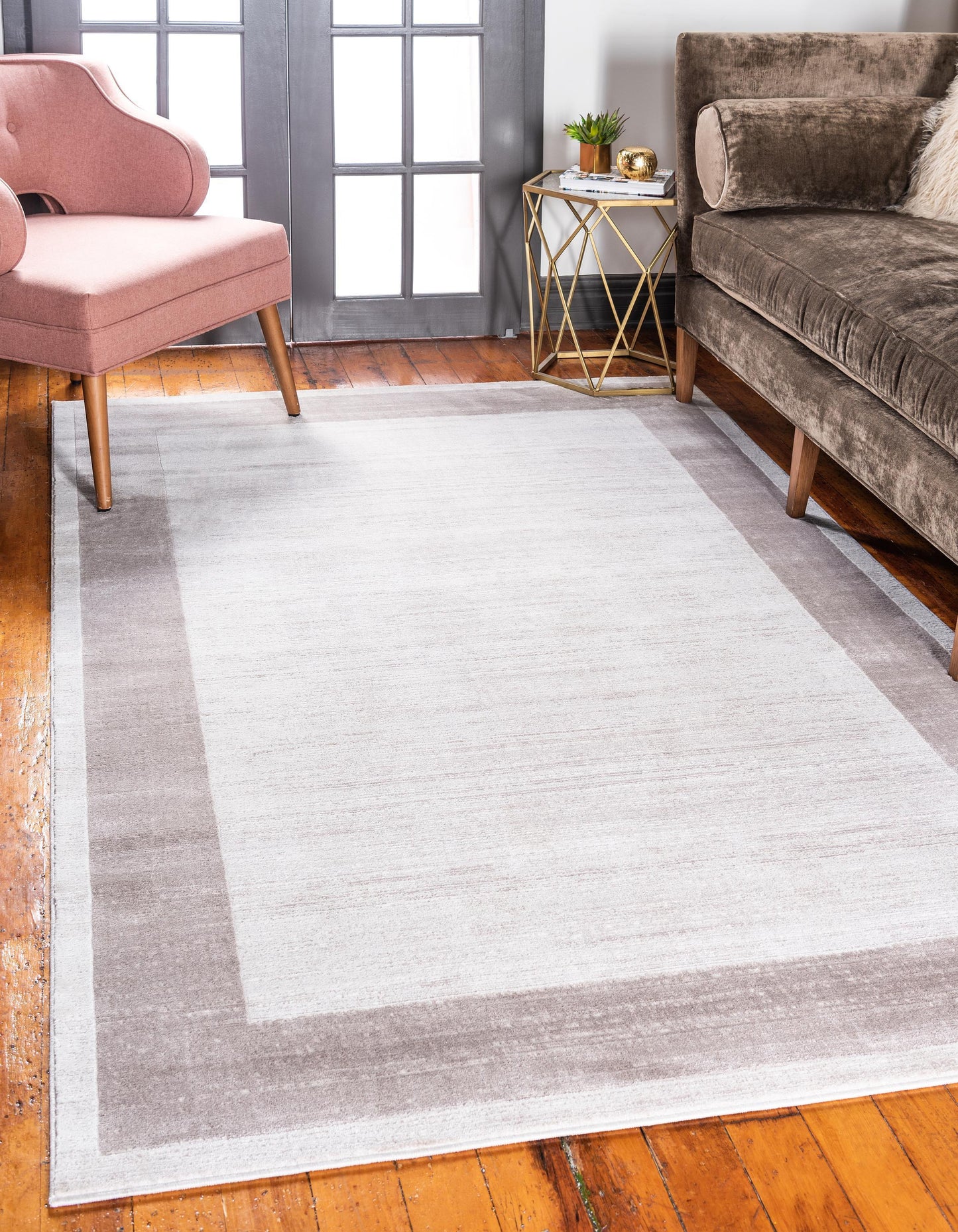 Area Rug – Modern, Border