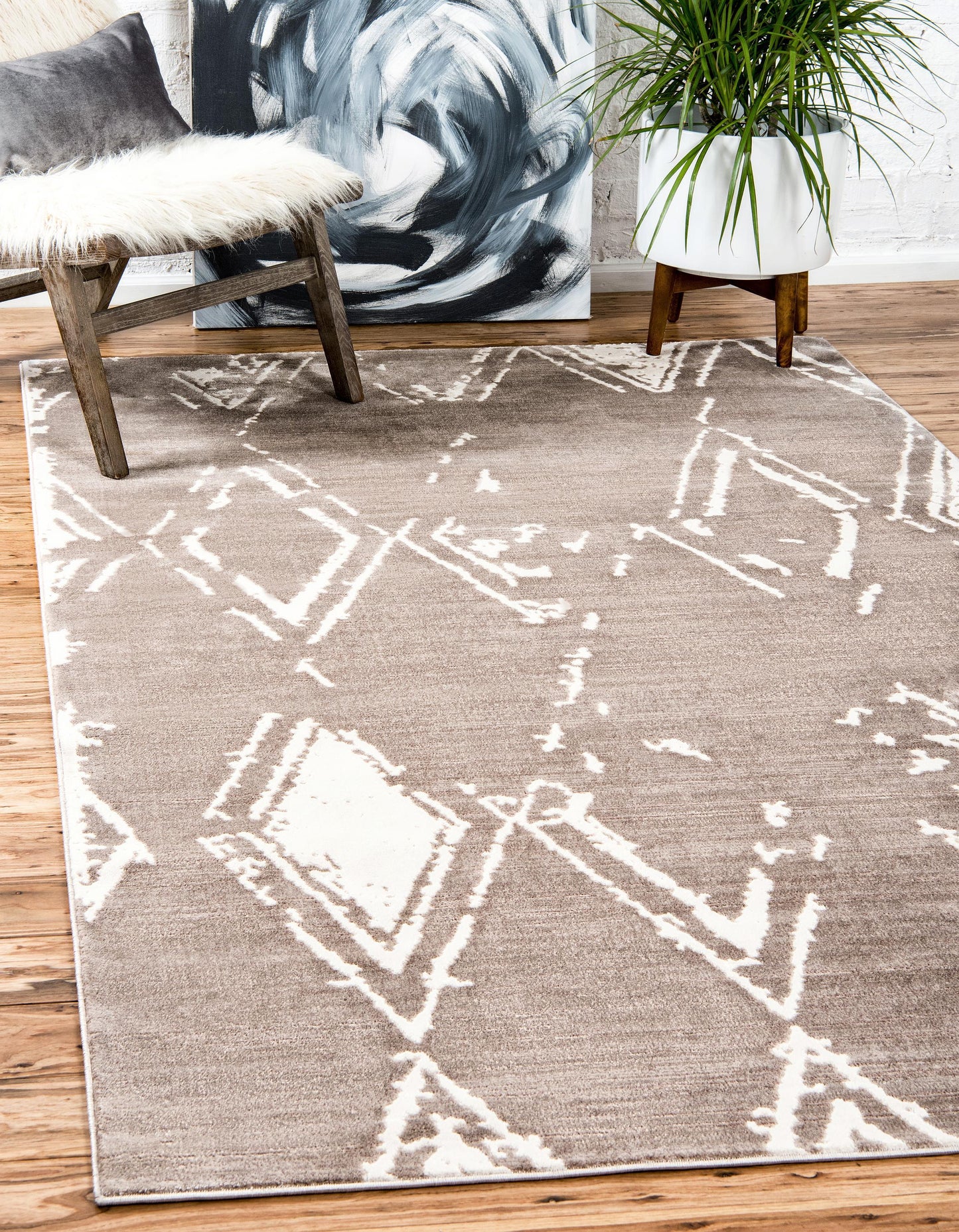 Area Rug – Faded Diamond Pattern Area