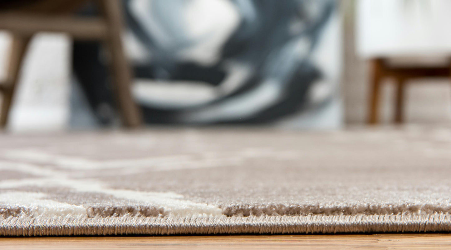 Area Rug – Faded Diamond Pattern Area