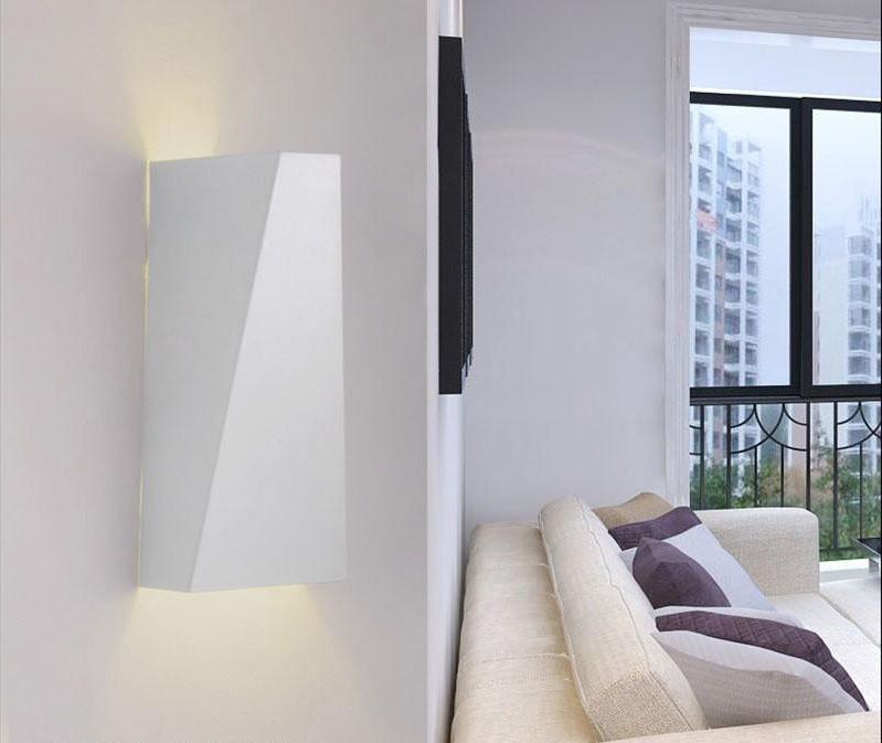 Geometric Iron Wall Sconce, Modern LED Lamp for Living Room Bedroom