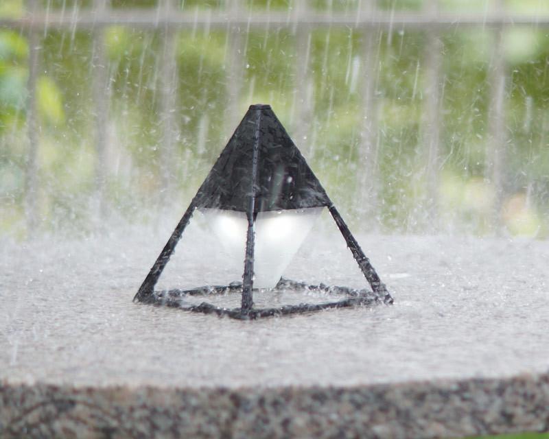 Modern Pyramid Garden Light Outdoor LED Waterproof