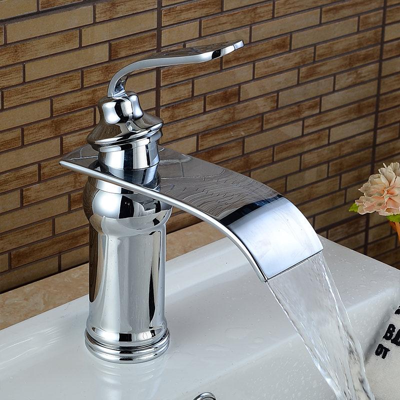 Bathroom Faucet – Vintage Ceramic, Brass Waterfall