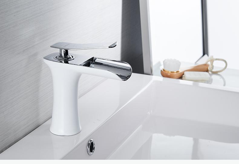 Bathroom Faucet Single Handle Waterfall Brass