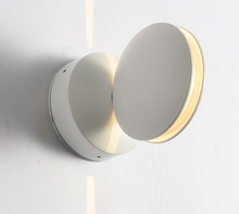 Circular LED Wall Sconce, 360° Rotating Waterproof Aluminum Lamp Outdoor