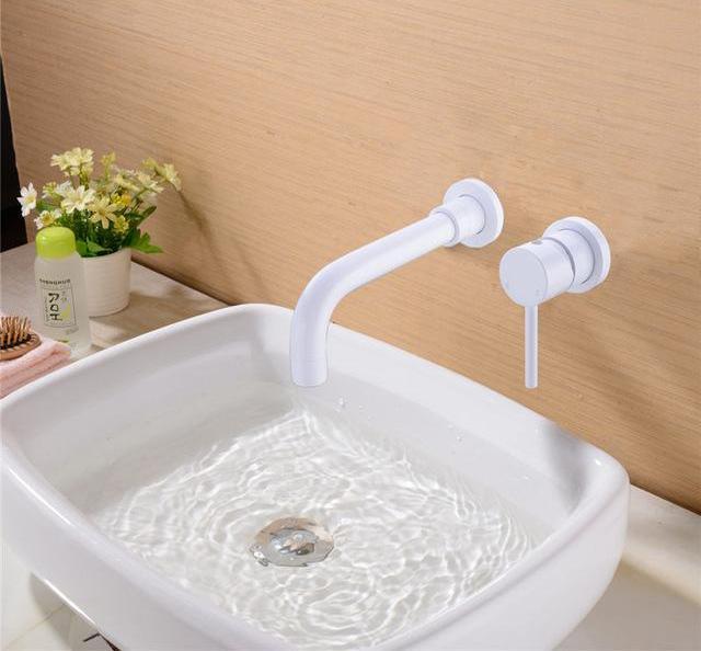 Bathroom Faucet – Modern Brass, Wall Mounted